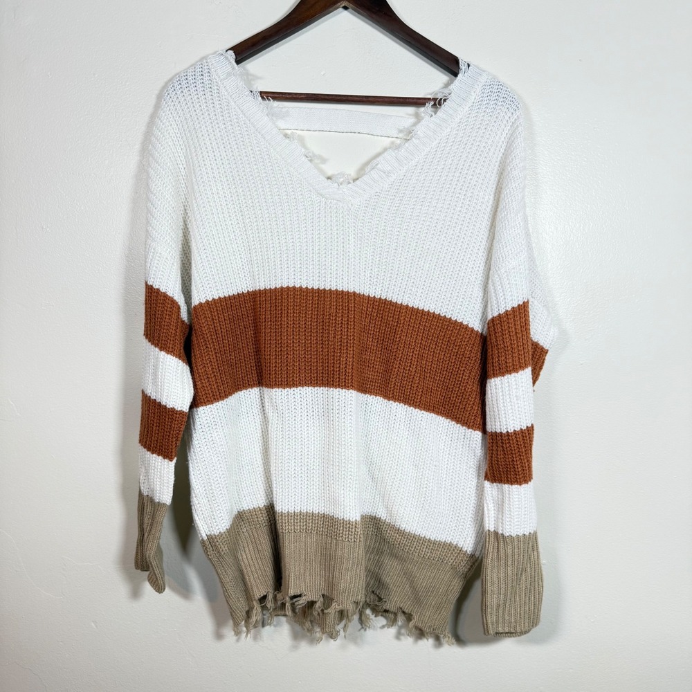 Moon & Madison Distressed Striped V-Neck Cutout Back Sweater Size Medium White
